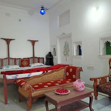 Hotel Aravali View Palace Udaipur Exteriör bild