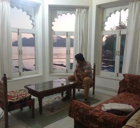 Hotel Aravali View Palace Udaipur Exteriör bild