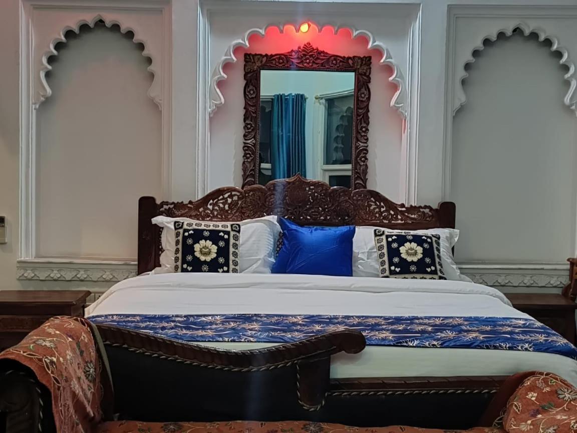 Hotel Aravali View Palace Udaipur Exteriör bild