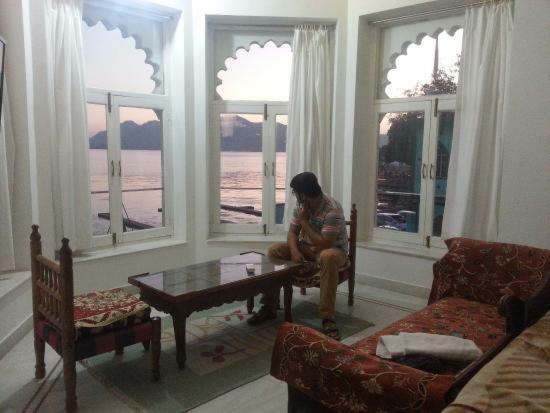 Hotel Aravali View Palace Udaipur Exteriör bild