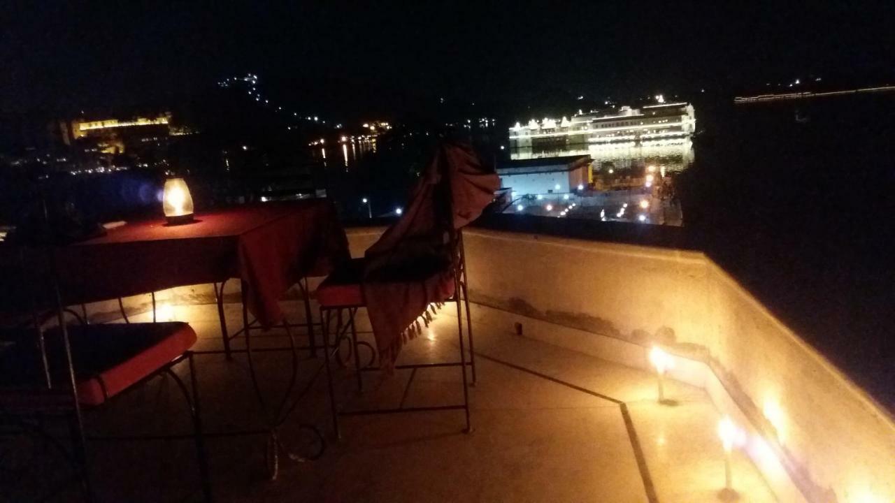 Hotel Aravali View Palace Udaipur Exteriör bild